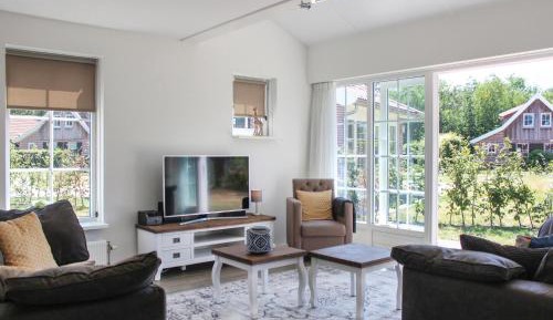 Three-Bedroom Holiday Home 