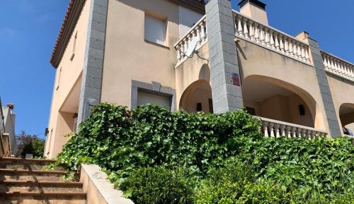 Three-Bedroom Townhouse