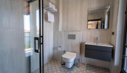 Deluxe Double Room with Balcony and Sea View