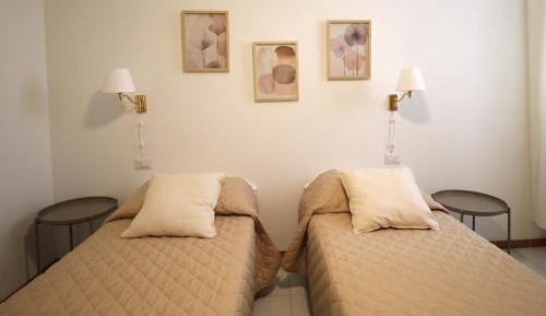 Double or Twin Room with Private Bathroom