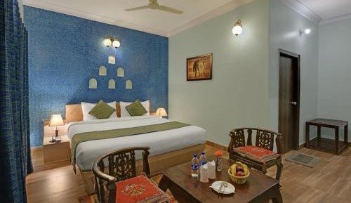 Deluxe Double Room with Balcony