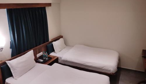 Deluxe Double Studio