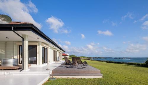 Villa with Sea View