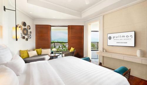 Junior Suite with Balcony
