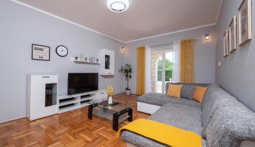 Six-Bedroom Holiday Home