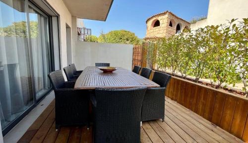 Duplex Apartment (8 Adults)
