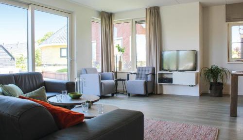 Four-Bedroom Holiday Home