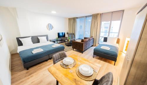 Studio Apartment