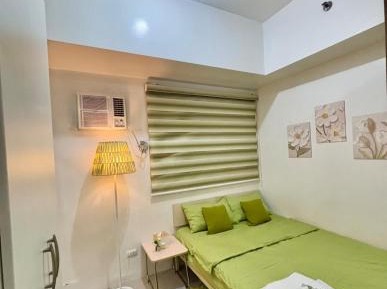 Deluxe One-Bedroom Apartment with City View
