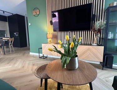 One-Bedroom Apartment with Balcony
