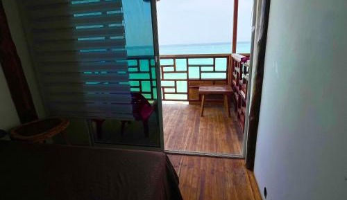 Deluxe Double Room with Balcony and Sea View