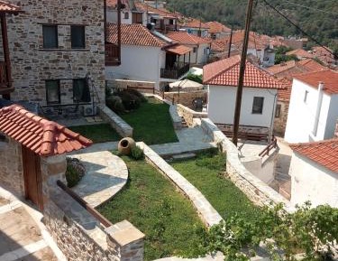 Studio - Split Level