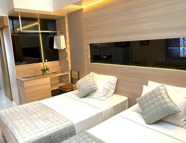 Triple Room with Pool View