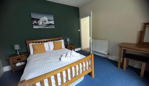 Two Bed Room Apartment (5 Guest)