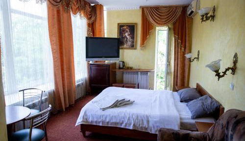 One-Bedroom Suite