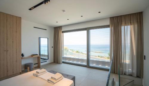 Suite with Private Pool