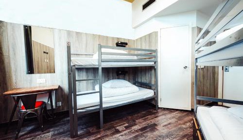 Private 4 bed Room