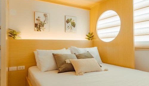 One-Bedroom Apartment with Balcony and City View
