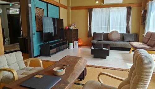 Three-Bedroom Holiday Home 