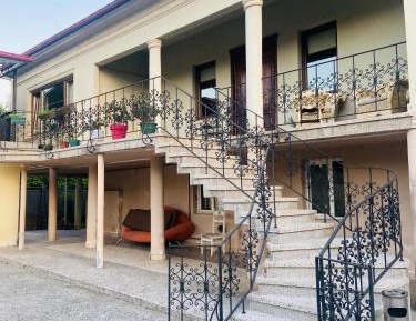 Four-Bedroom Holiday Home
