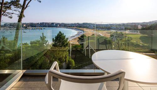 Double Room with View
