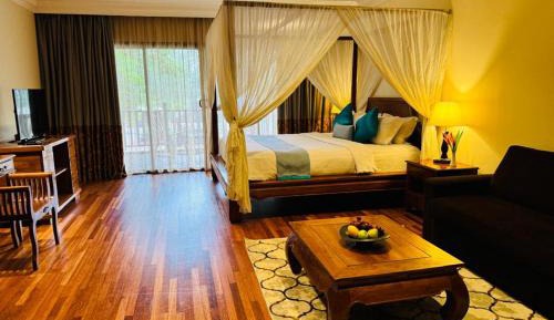 Executive King Room Lake View 