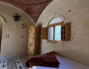Deluxe Double or Twin Room with Pool View