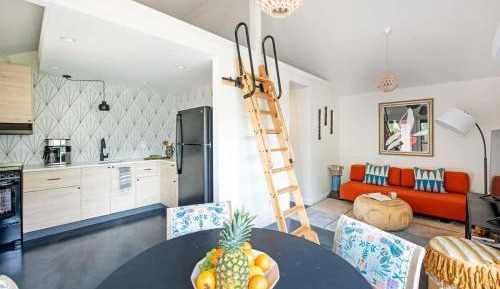 Apartment - Split Level