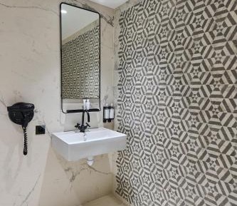 Superior Large Room