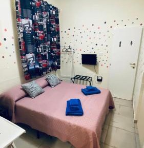 Small Single Room