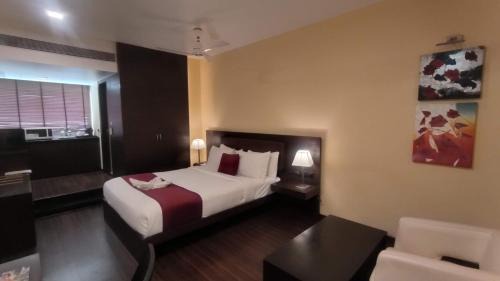 Queen Room