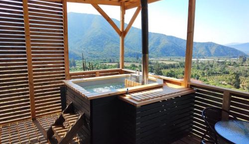 One-Bedroom Apartment with Balcony and Mountain View  