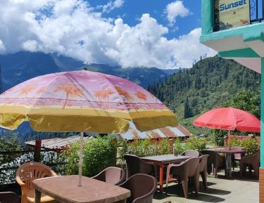 King Room with Mountain View