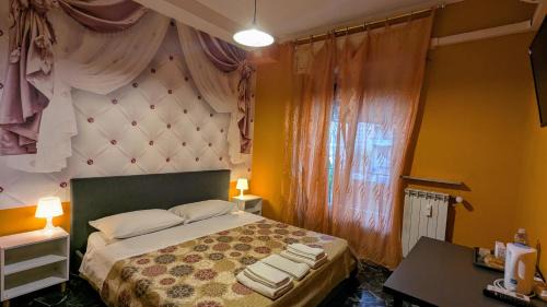 Deluxe Double Room (2 Adults + 1 Child)