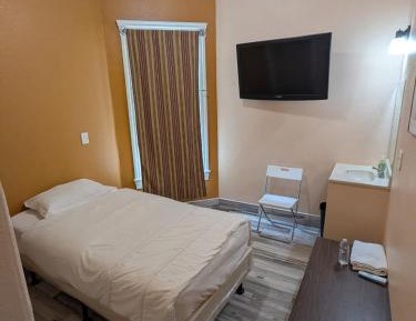 Budget Single Room