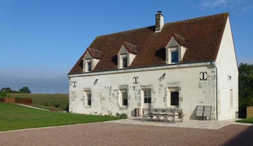 Holiday Home (12 Adults)