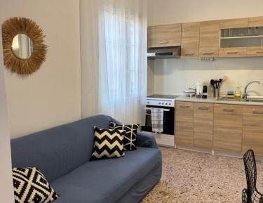 Two-Bedroom Apartment with Mountain View