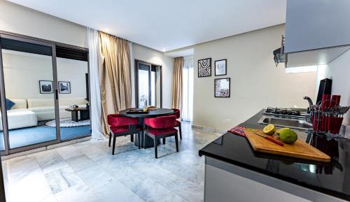 Deluxe Apartment