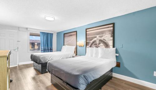 Deluxe Double Room with Two Double Beds - Non-Smoking