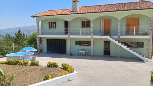 Three-Bedroom Holiday Home 