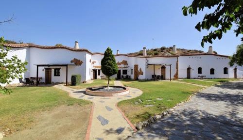 One-Bedroom Holiday Home