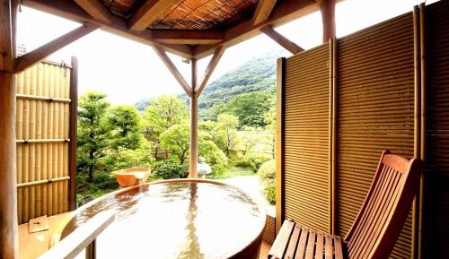 Suite with Garden View