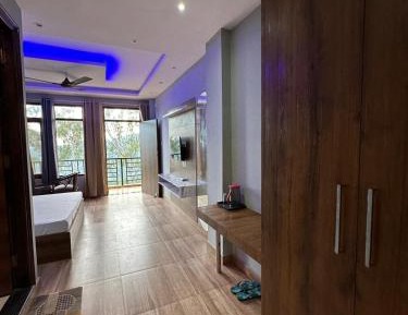 Deluxe Family Suite