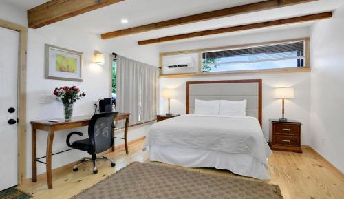 King Room with Spa Bath