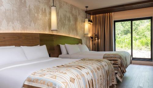 Comfort Two Queens Room