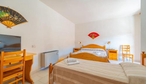 Double Room with Balcony (2 Adults + 1 Child)
