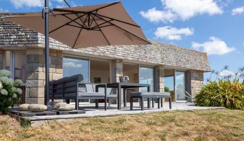Villa with Sea View