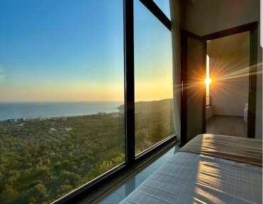 Deluxe Double Room with Balcony and Sea View