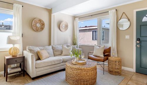 Two bedroom apartment with Balcony