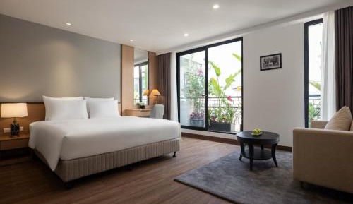 Junior Suite with Balcony